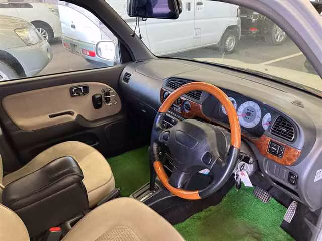 DAIHATSU MIRA GINO