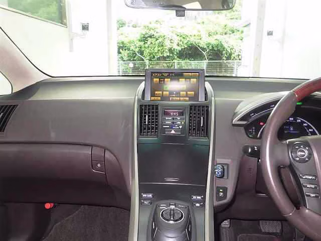 TOYOTA SAI