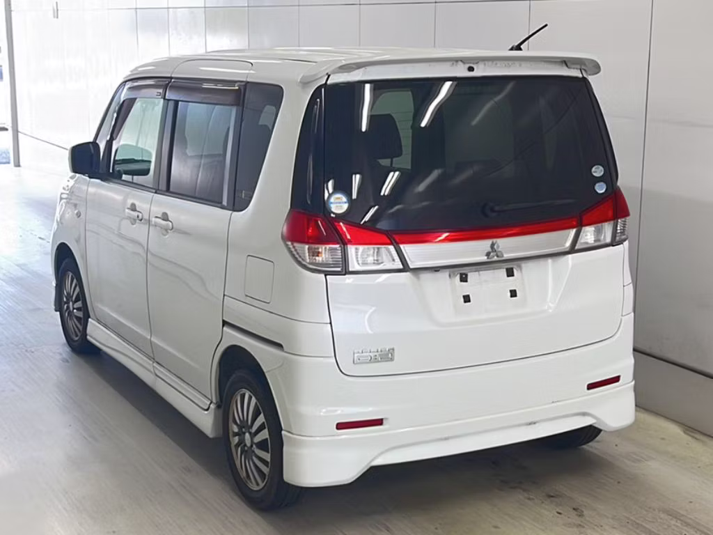 MITSUBISHI DELICA D:2