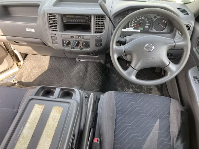 NISSAN CARAVAN