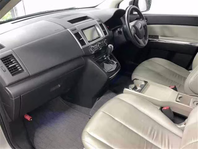 MAZDA MPV