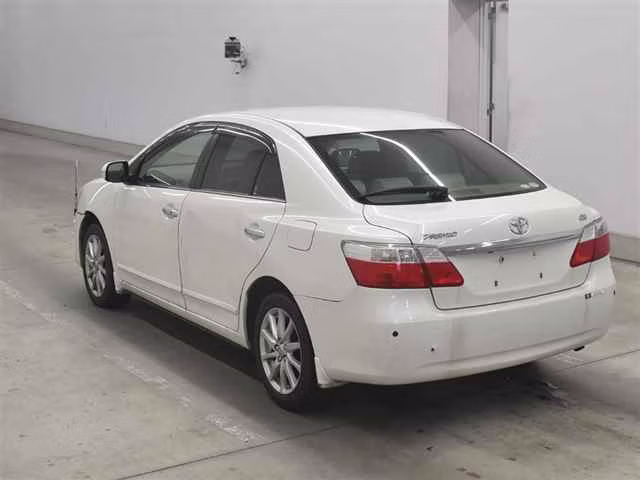 TOYOTA PREMIO