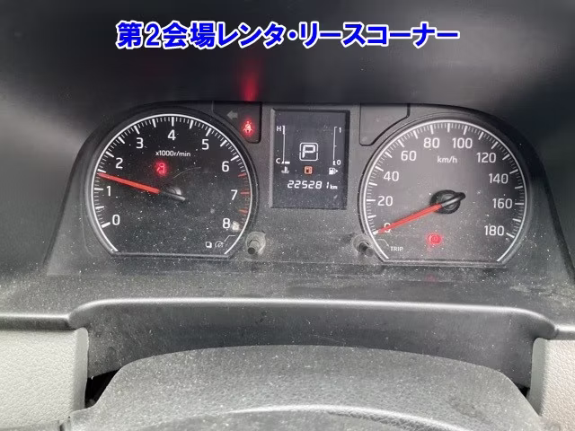NISSAN NV350 CARAVAN