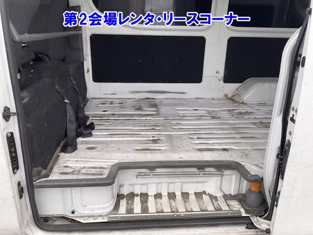 NISSAN NV350 CARAVAN