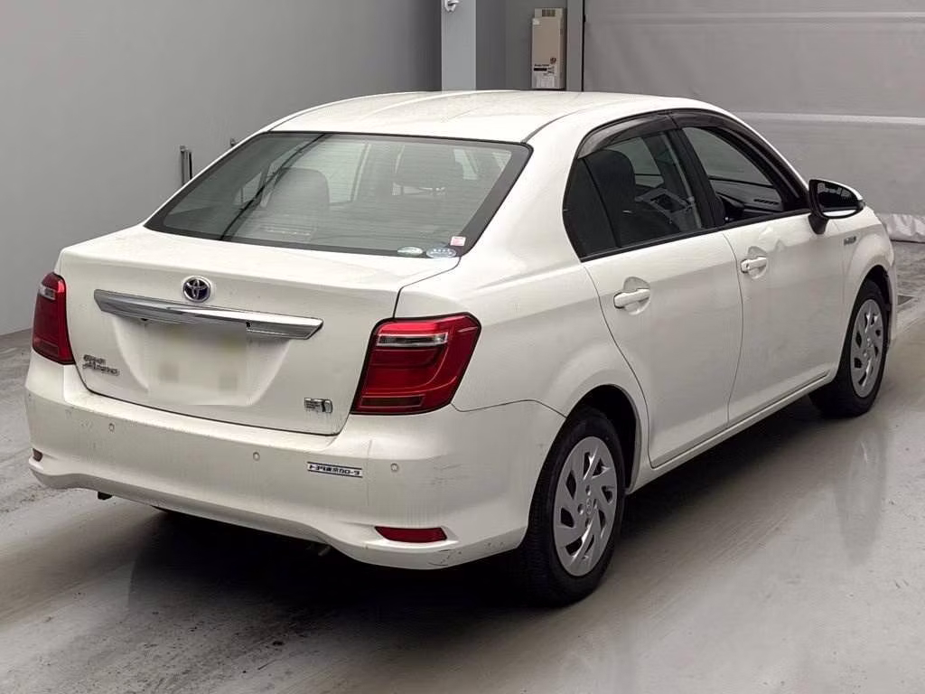 TOYOTA COROLLA AXIO