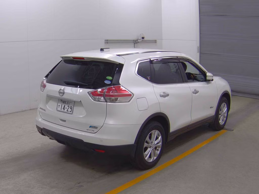 NISSAN X-TRAIL