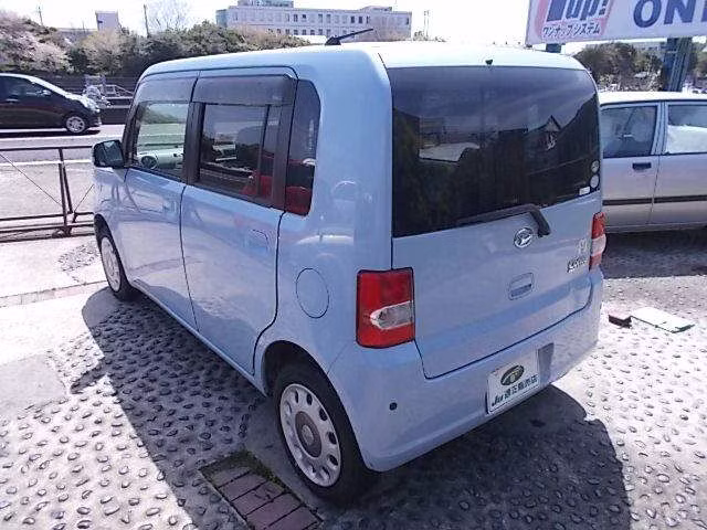 DAIHATSU MOVE CONTE