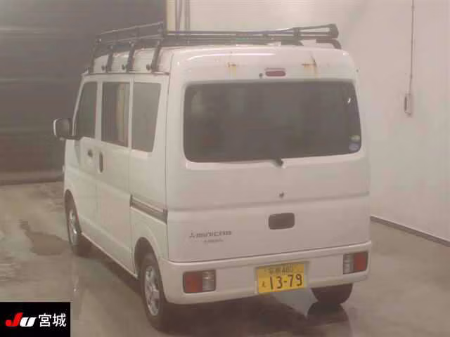 MITSUBISHI MINICAB