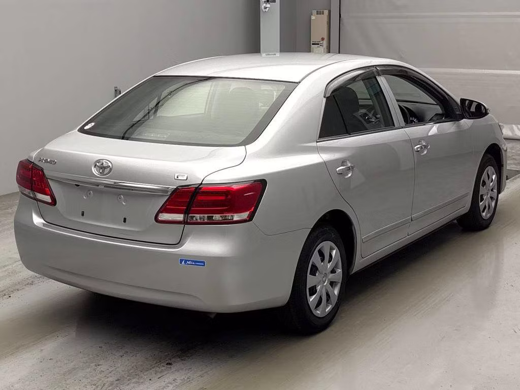 TOYOTA PREMIO