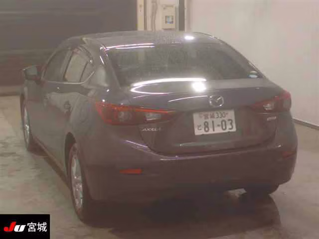 MAZDA AXELA