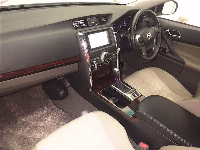 TOYOTA MARK X