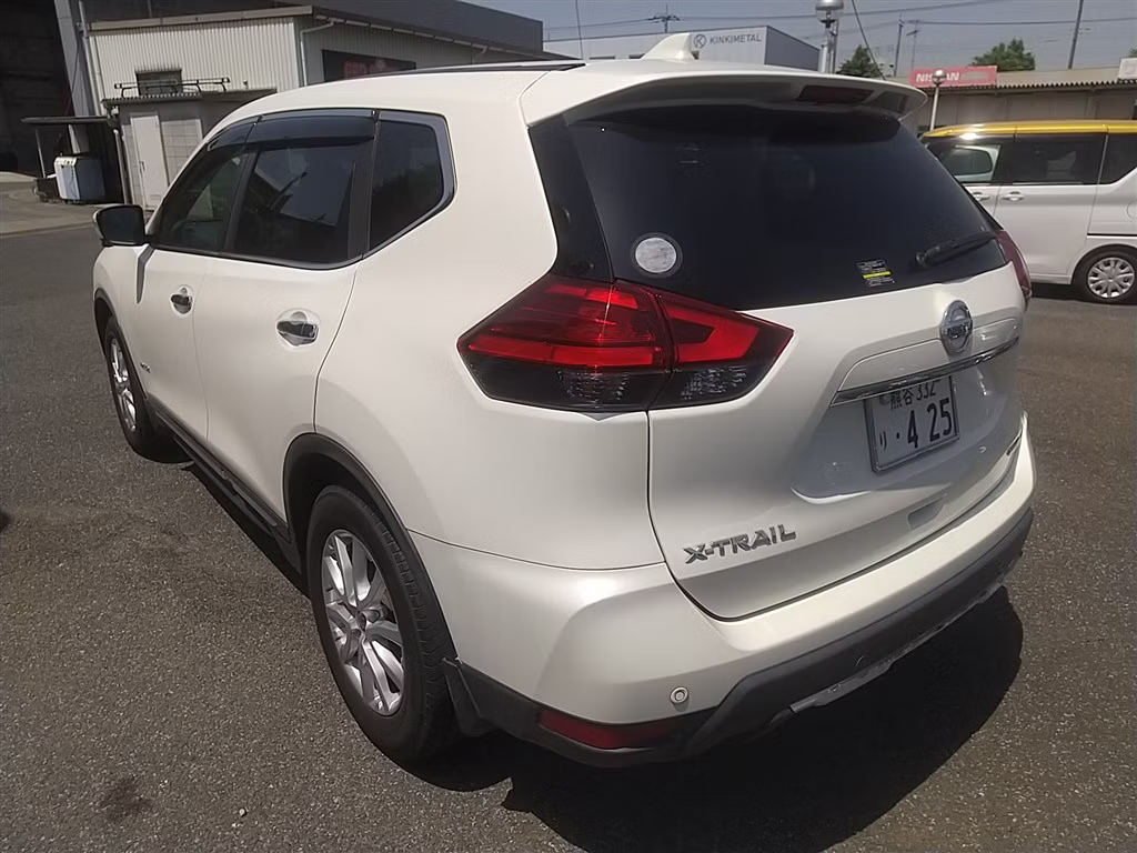 NISSAN X-TRAIL