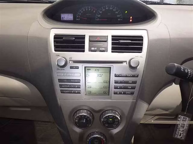 TOYOTA BELTA