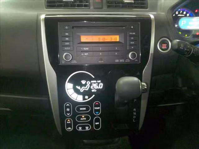 MITSUBISHI EK CUSTOM