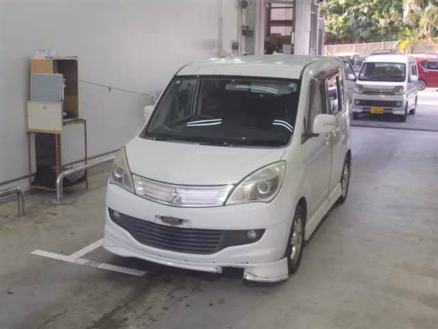 MITSUBISHI DELICA D:2