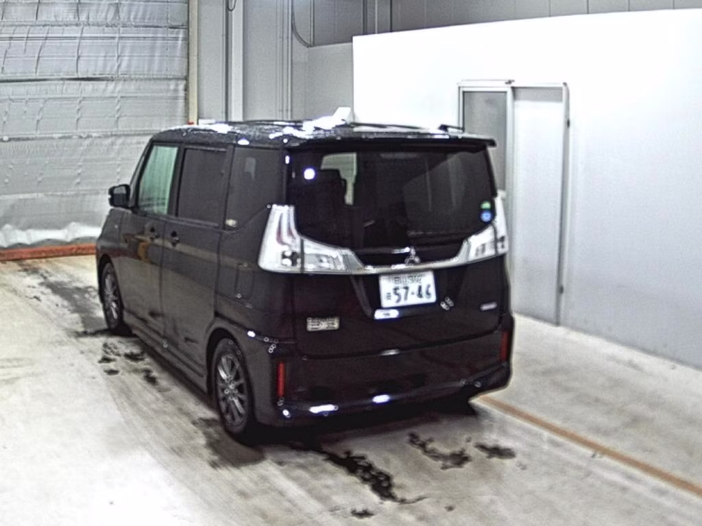 MITSUBISHI DELICA D:2
