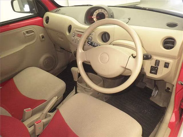 DAIHATSU ESSE