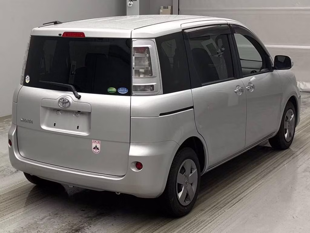 TOYOTA SIENTA