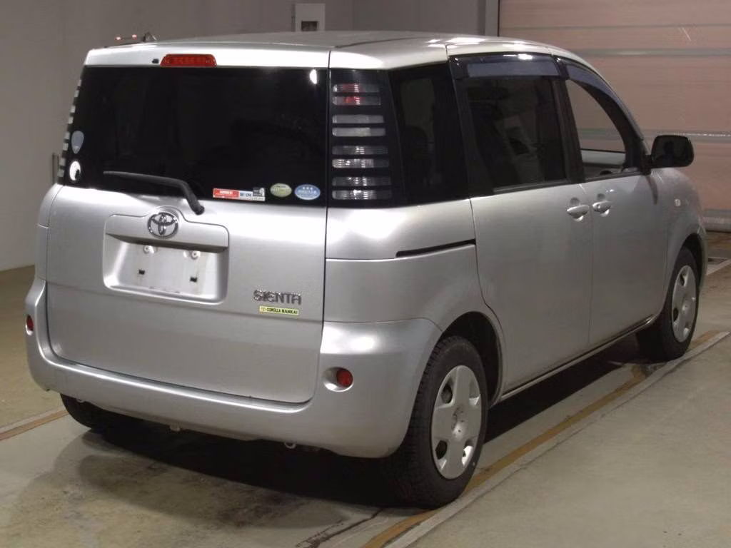 TOYOTA SIENTA