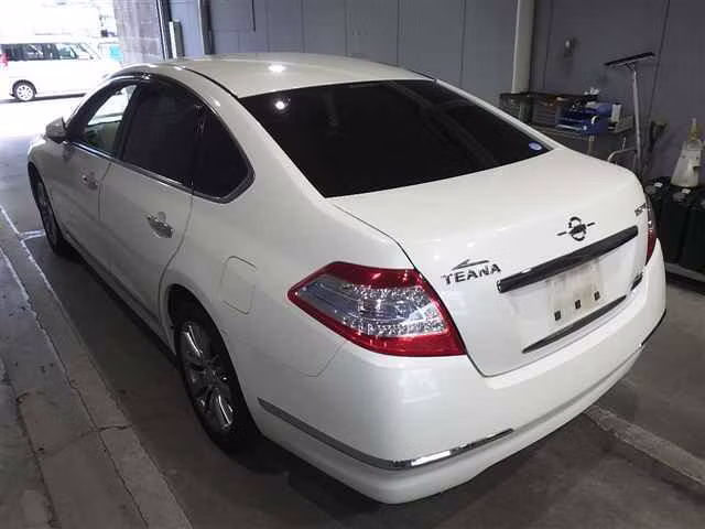 NISSAN TEANA