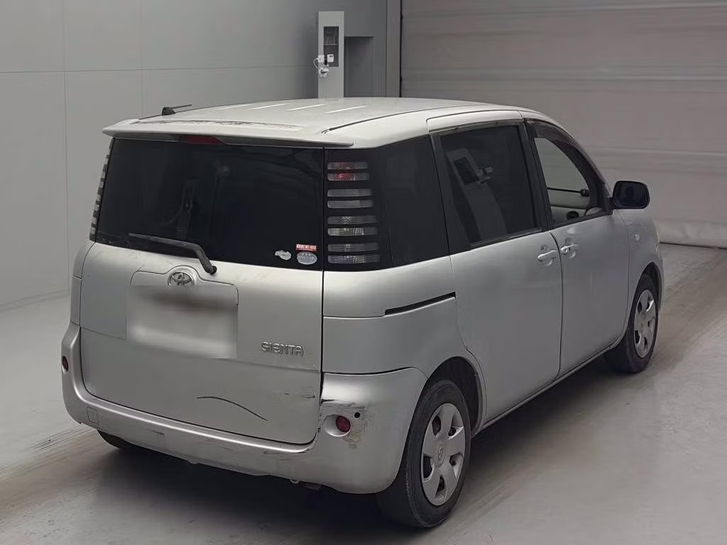 TOYOTA SIENTA