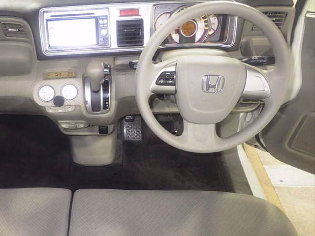 HONDA LIFE