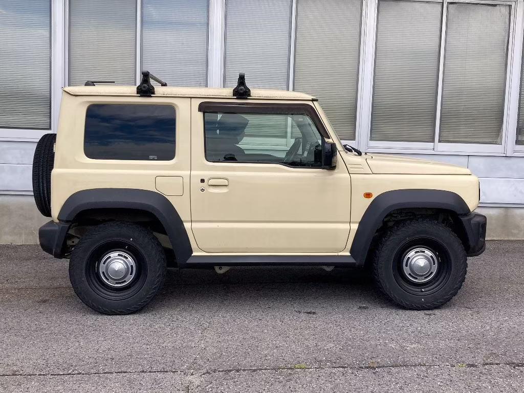 SUZUKI JIMNY SIERRA