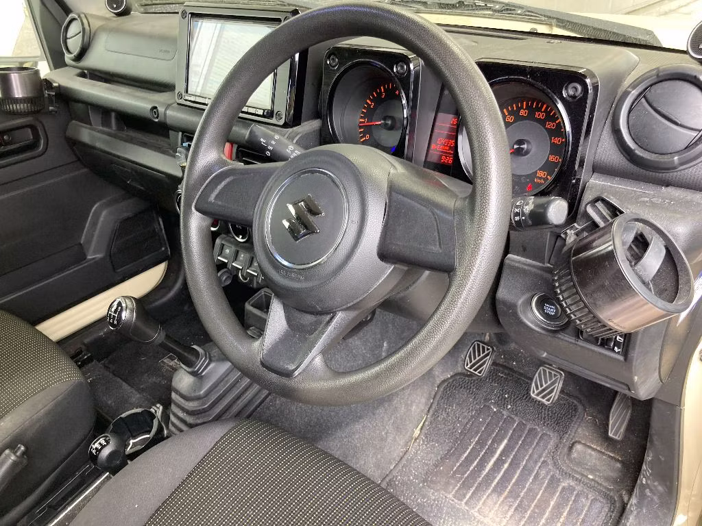 SUZUKI JIMNY SIERRA
