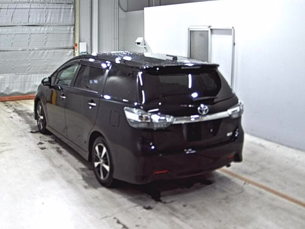TOYOTA WISH