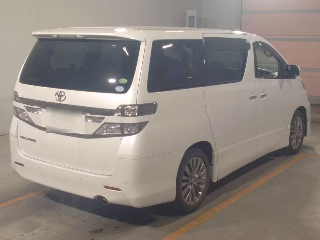 TOYOTA VELLFIRE