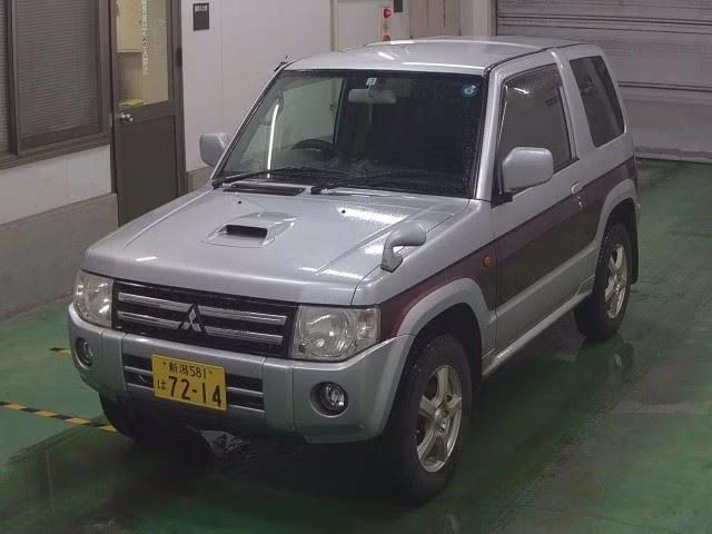 MITSUBISHI PAJERO MINI