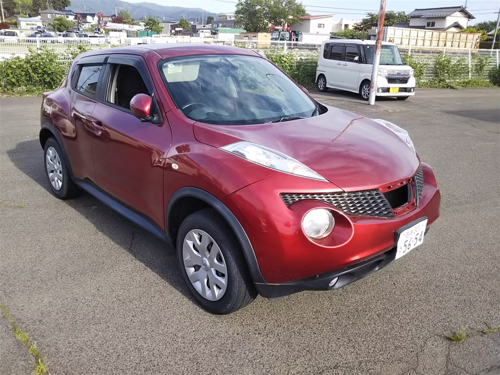 NISSAN JUKE