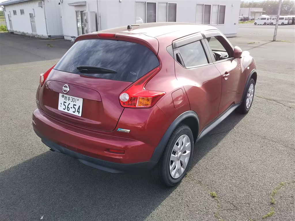 NISSAN JUKE