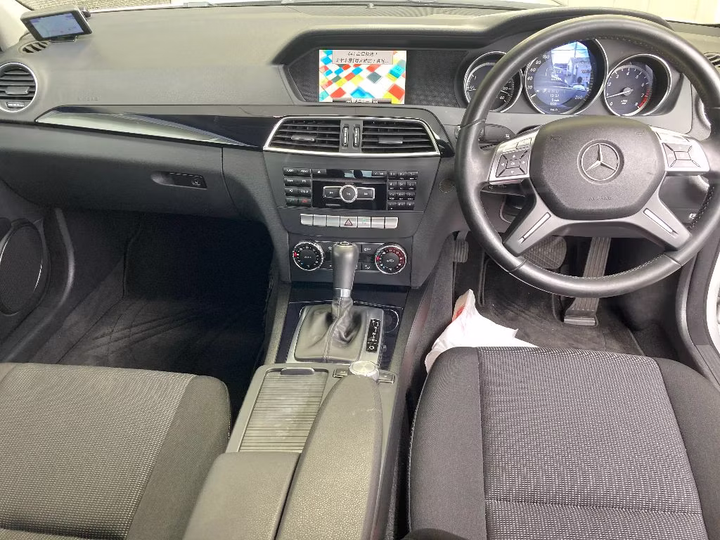 MERCEDES-BENZ C-CLASS