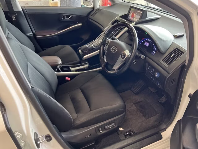 TOYOTA SAI