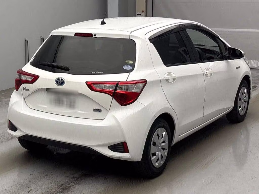 TOYOTA VITZ