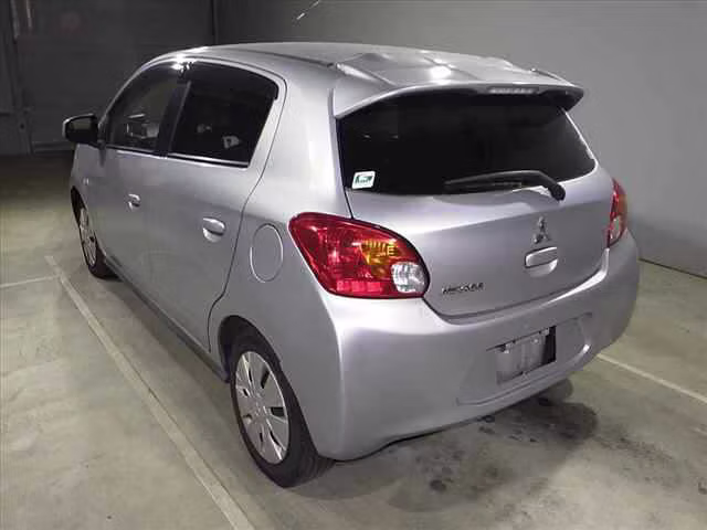 MITSUBISHI MIRAGE