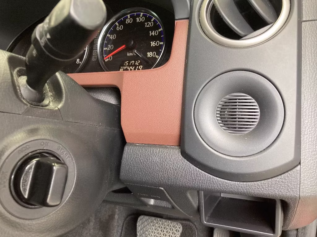 MAZDA VERISA