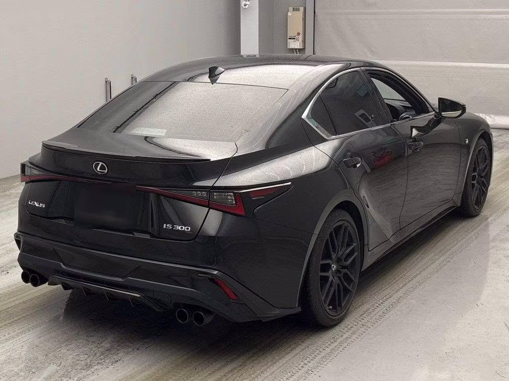LEXUS IS300