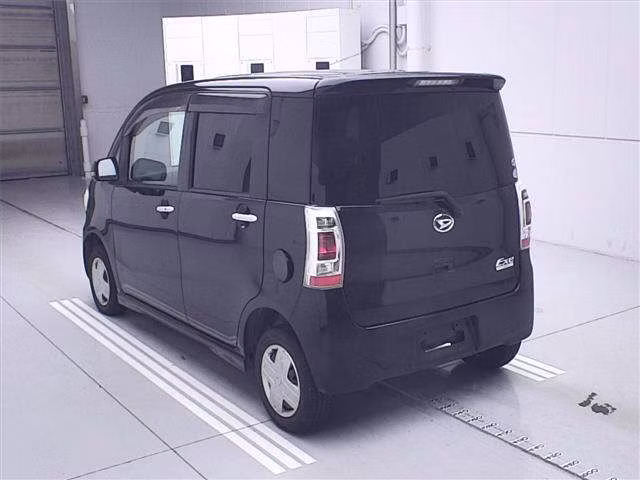 DAIHATSU TANTO EXE