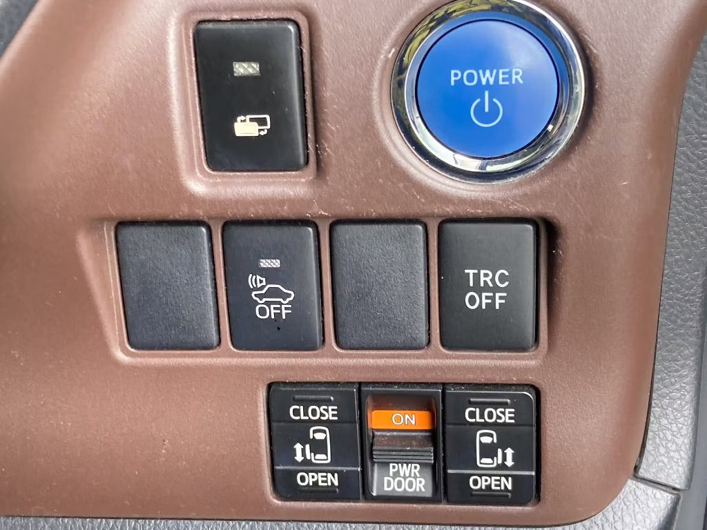 TOYOTA ESQUIRE