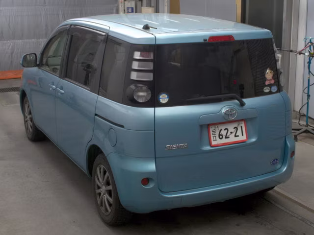 TOYOTA SIENTA