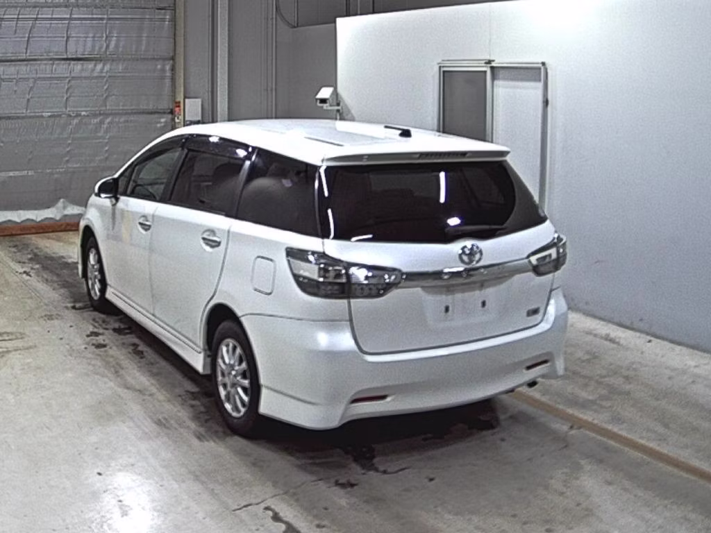 TOYOTA WISH