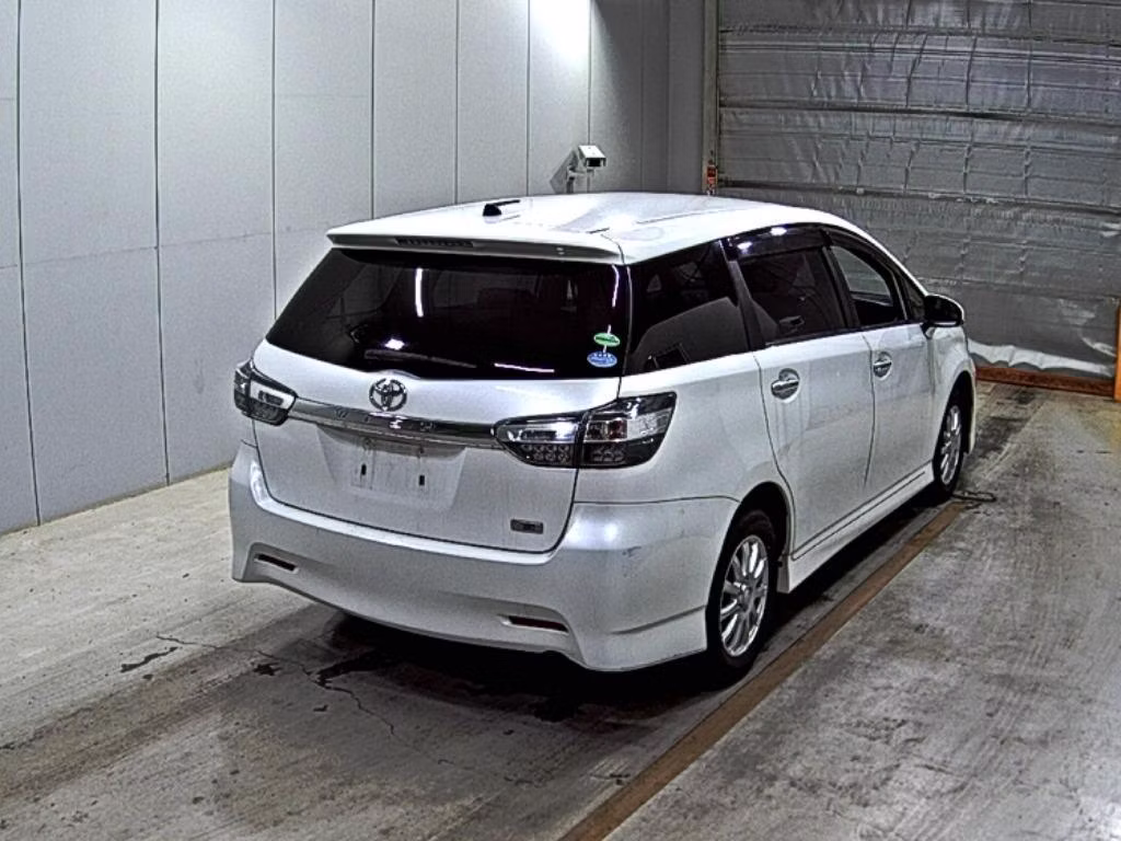 TOYOTA WISH