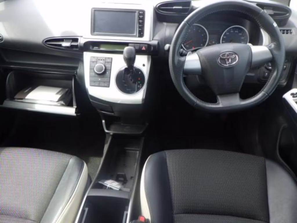 TOYOTA WISH