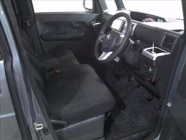 TOYOTA PIXIS MEGA