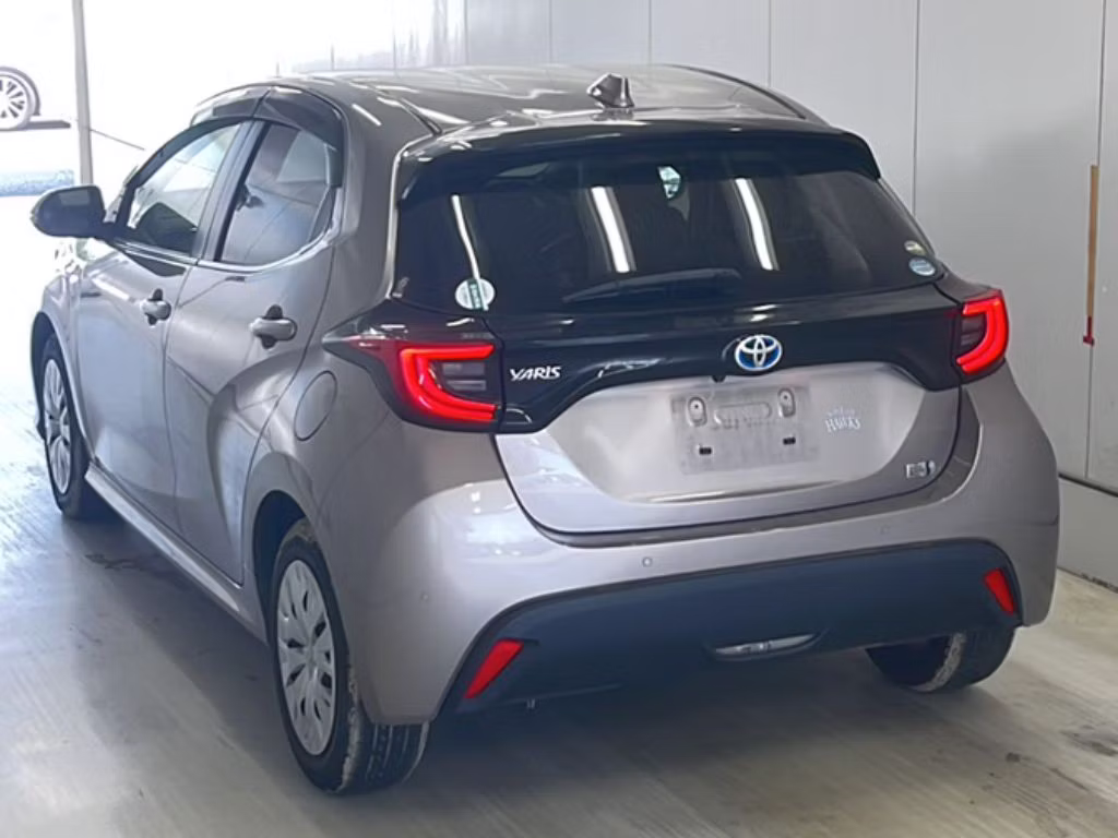 TOYOTA YARIS