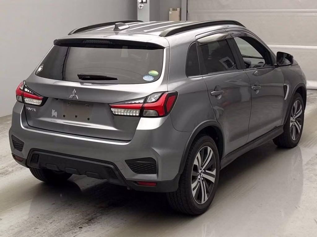 MITSUBISHI RVR
