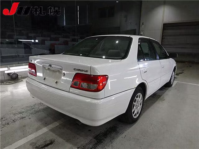 TOYOTA CARINA