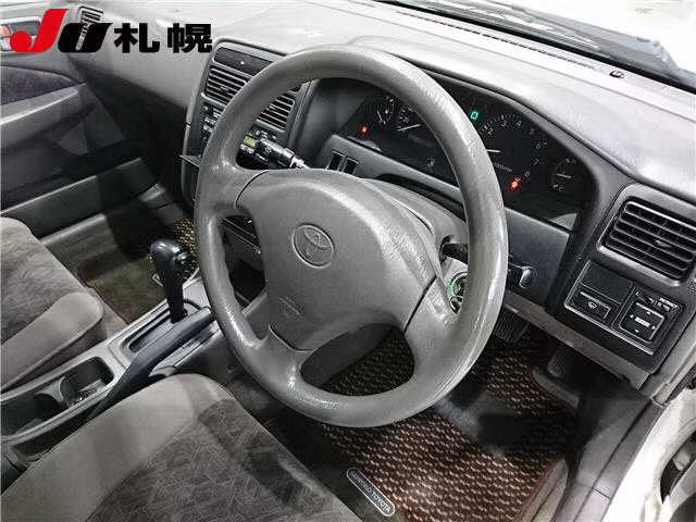 TOYOTA CARINA